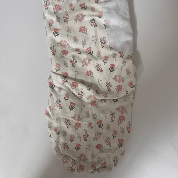 SwaddleMe Floral Kids Pajamas Sleep Sack - Pink and White - Picture 4 of 5